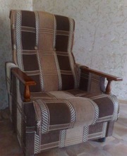 Кресла два или одно
