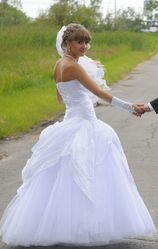 Продам срочно свадебное платье